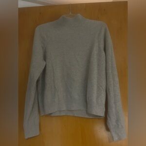 Abercrombie 100% Cashmere Mockneck Sweater in beige!